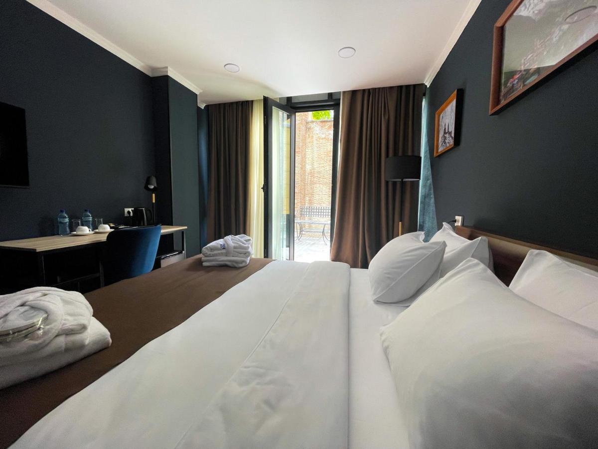 Bricks Hotel تبليسي المظهر الخارجي الصورة