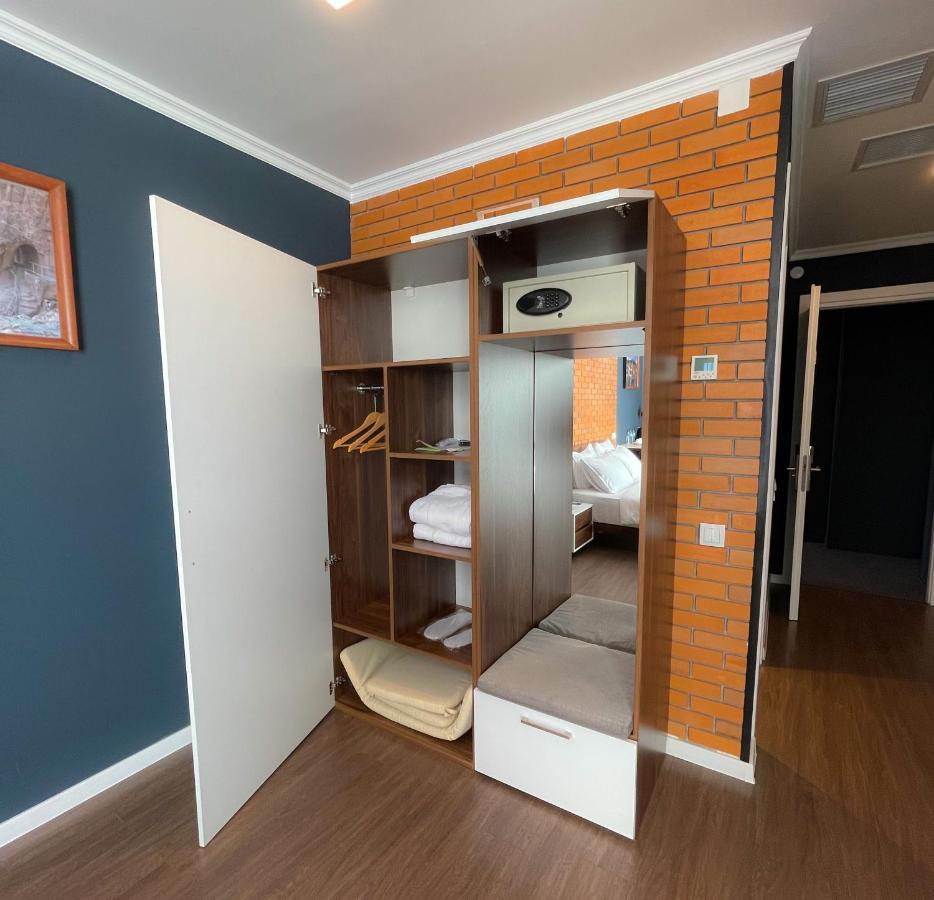 Bricks Hotel تبليسي المظهر الخارجي الصورة