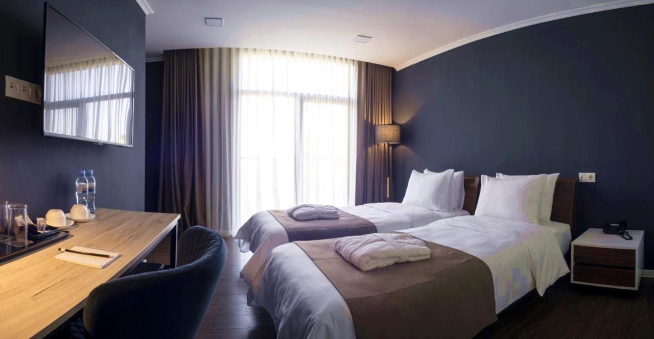 Bricks Hotel تبليسي المظهر الخارجي الصورة