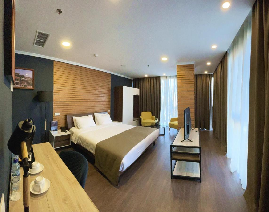 Bricks Hotel تبليسي المظهر الخارجي الصورة