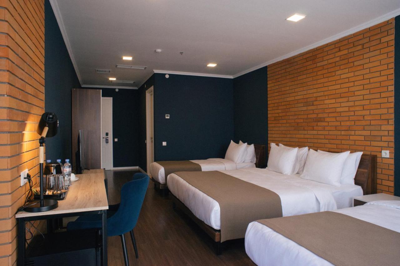 Bricks Hotel تبليسي المظهر الخارجي الصورة